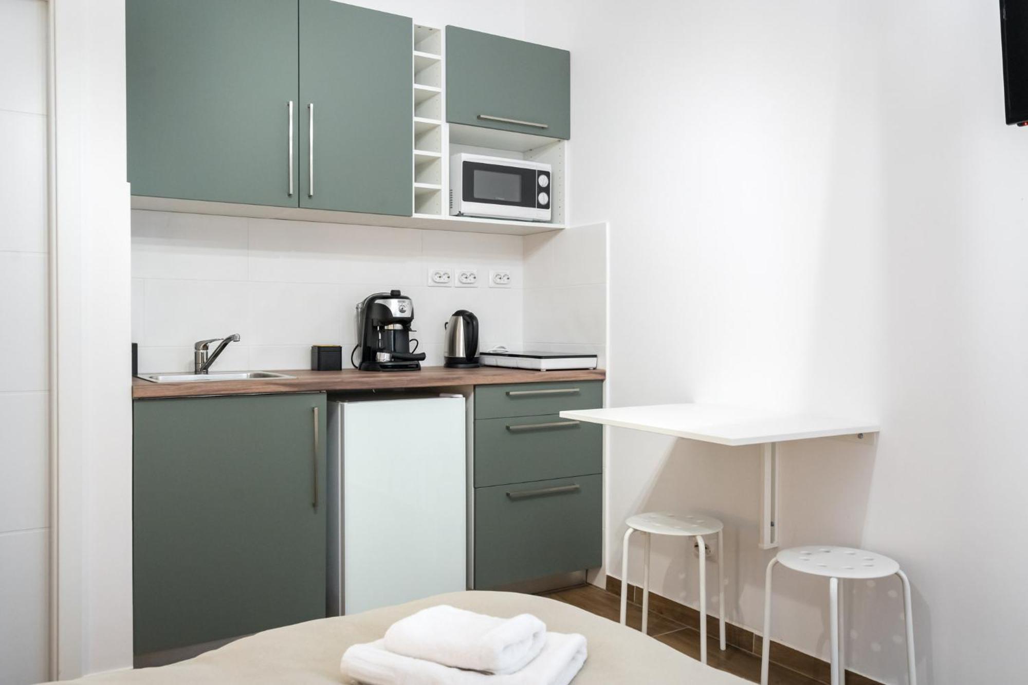 Urban Walls Apartments 5B บูคาเรสต์ ภายนอก รูปภาพ