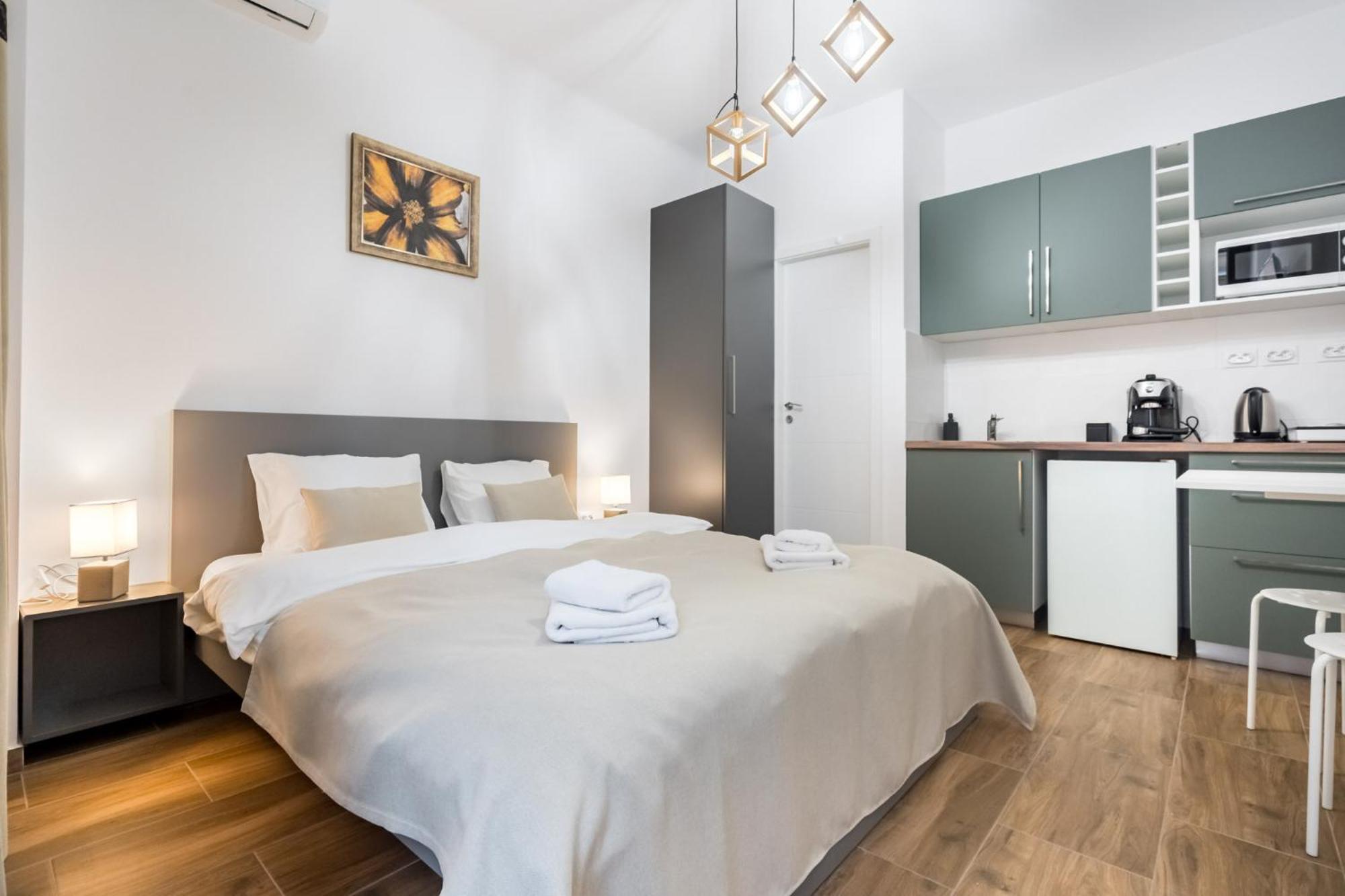 Urban Walls Apartments 5B บูคาเรสต์ ภายนอก รูปภาพ